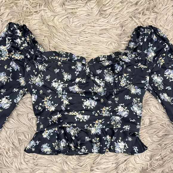 ASTR floral underwire crop top size small - Picture 2 of 6
